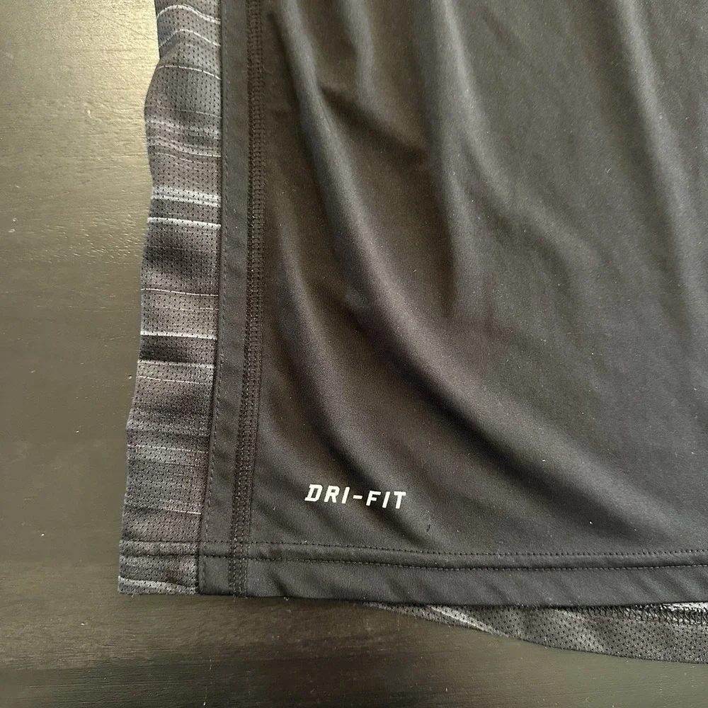 Washington‎ Nike Dri-Fit Short Sleeve Shirt Men's Black XL Gray Athletic Workout
